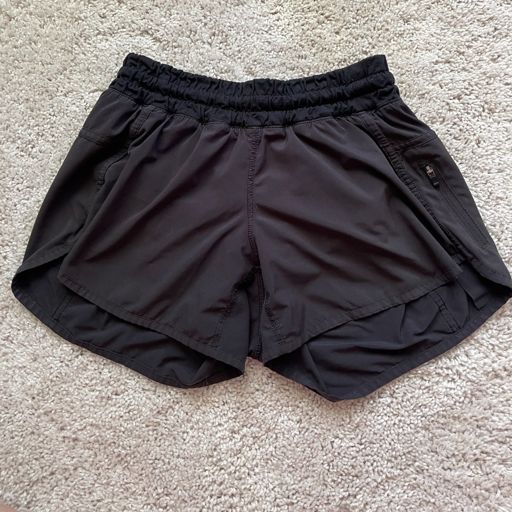 Lululemon Tracker Short